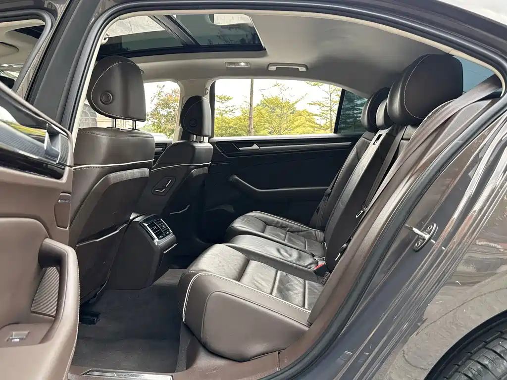 Volkswagen Phideon — миниатюра 14
