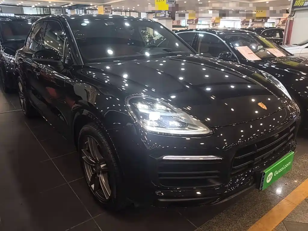Porsche Cayenne — миниатюра 4