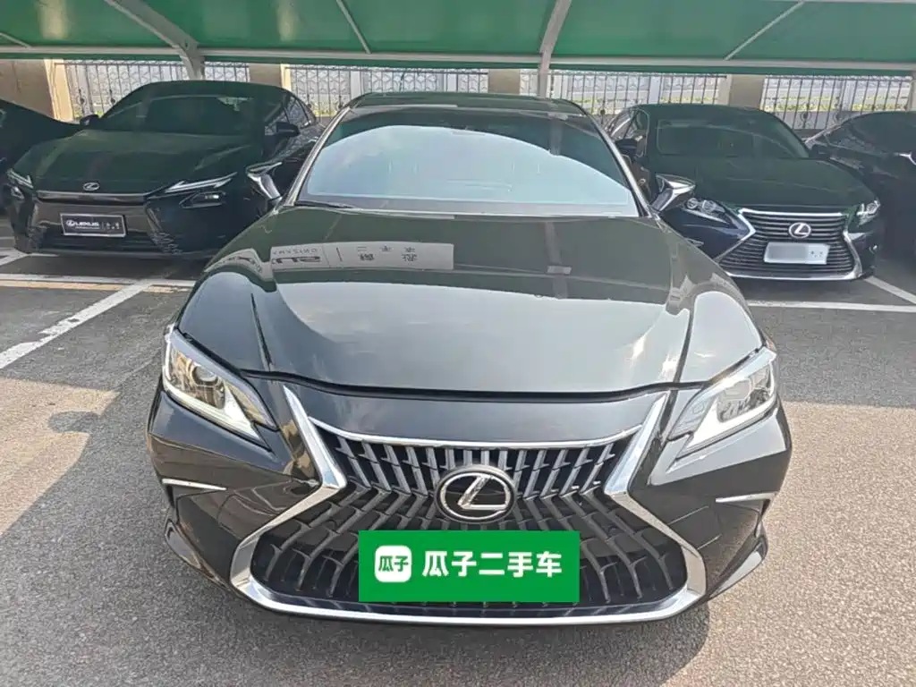 Lexus ES — миниатюра 3