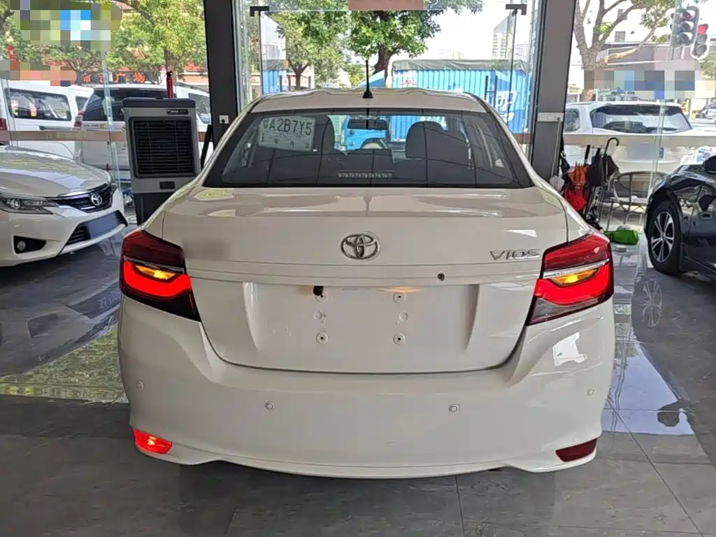 Toyota Vios — миниатюра 6