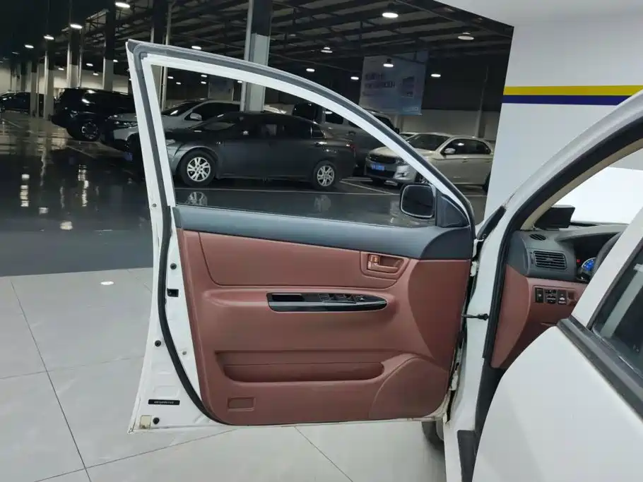 BYD F3 — миниатюра 7