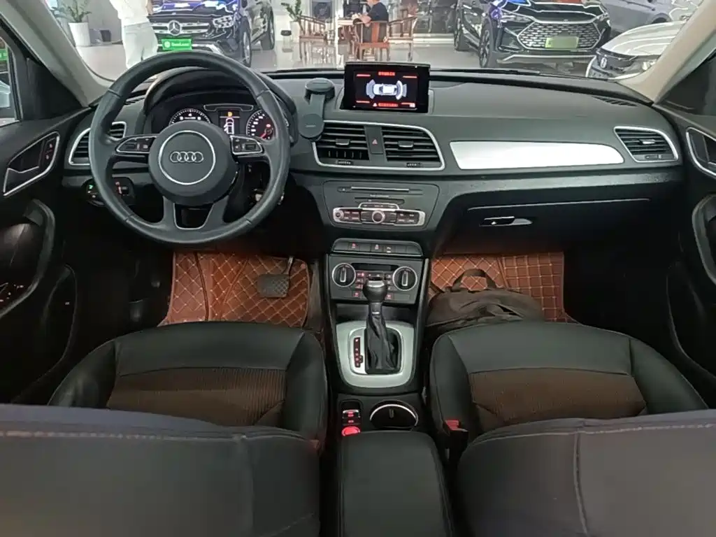 Audi Q3 — миниатюра 10