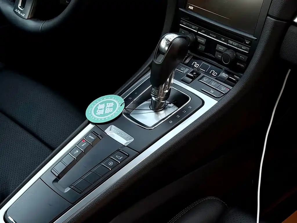 Porsche Cayman — миниатюра 14