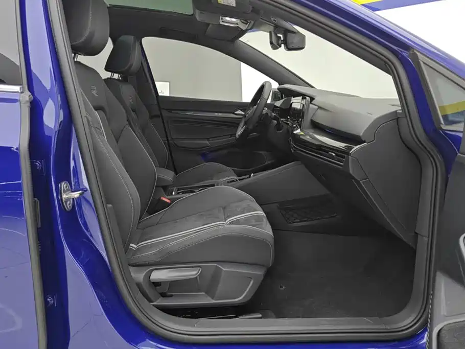 Volkswagen Golf — миниатюра 8