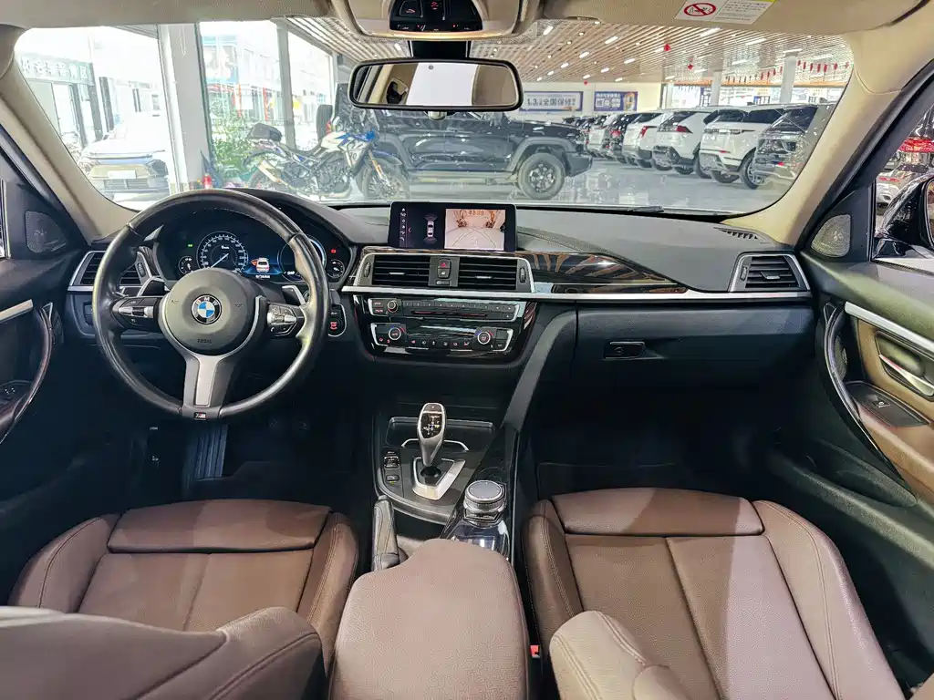 BMW 3 Series — миниатюра 14