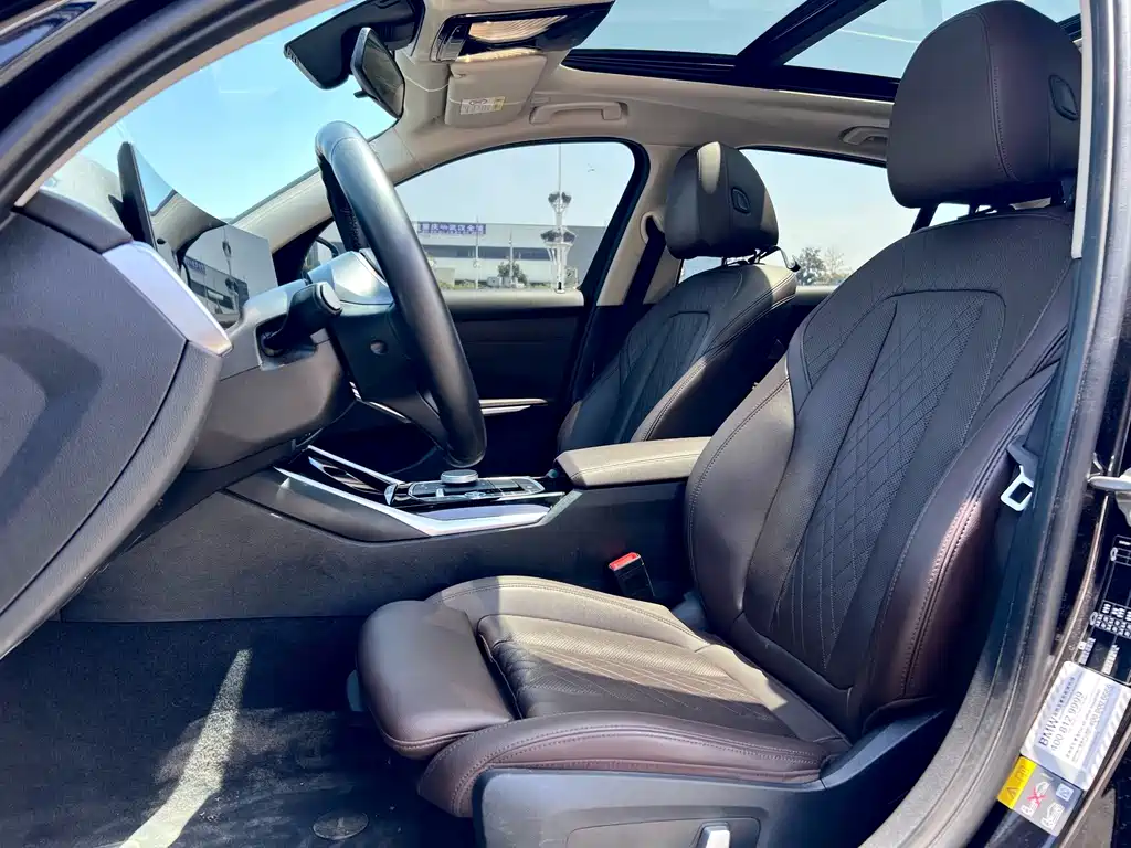 BMW i3 — миниатюра 8