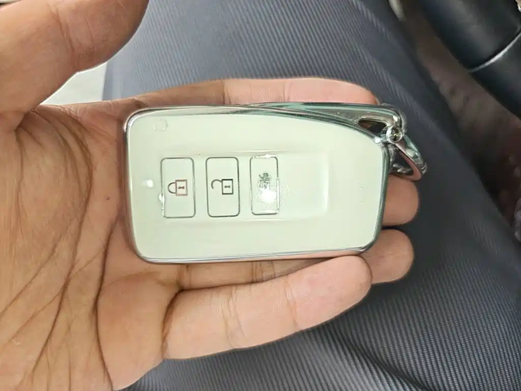Lexus ES — миниатюра 9
