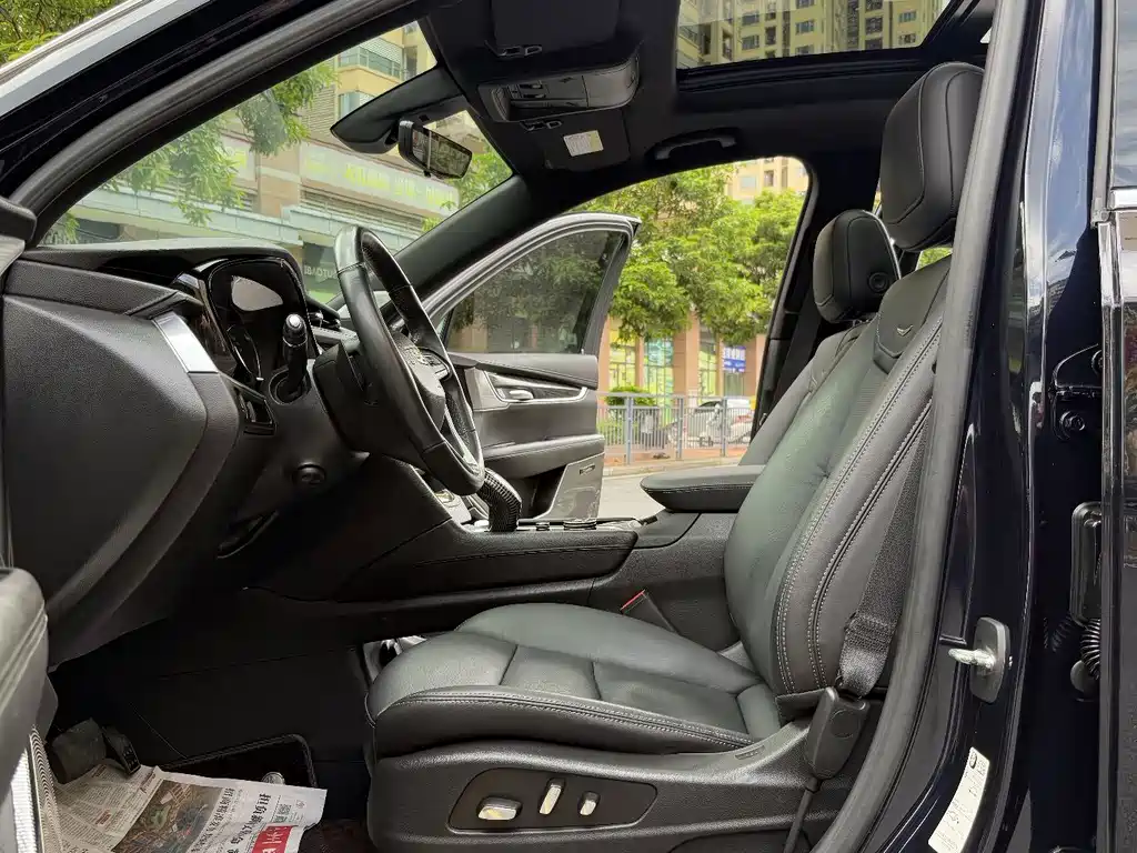 Cadillac XT6 — миниатюра 24