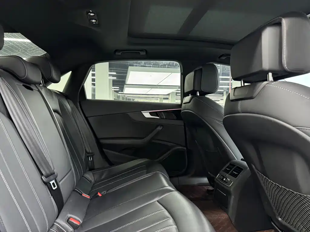 Audi A4L — миниатюра 14