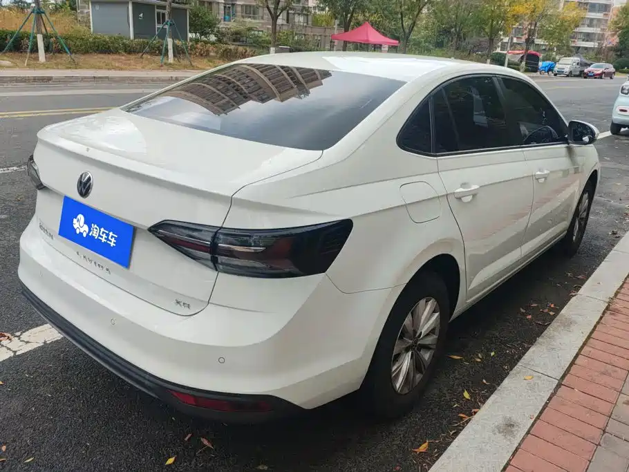 Volkswagen Lavida — миниатюра 3