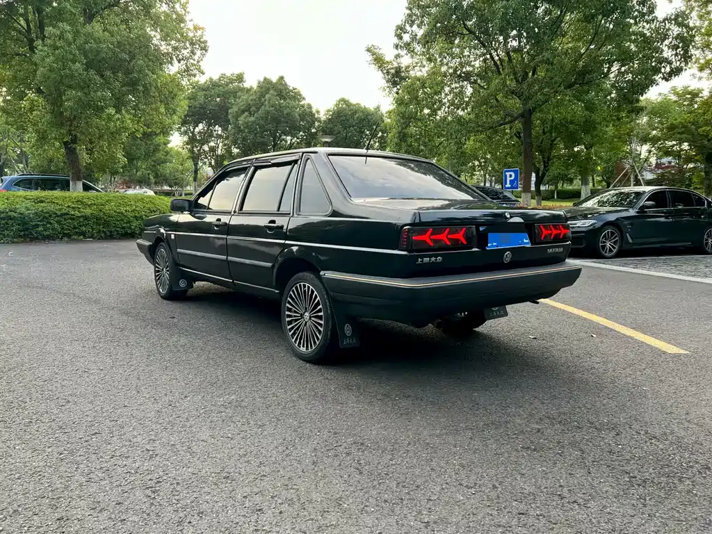 Volkswagen Santana Classic — миниатюра 7