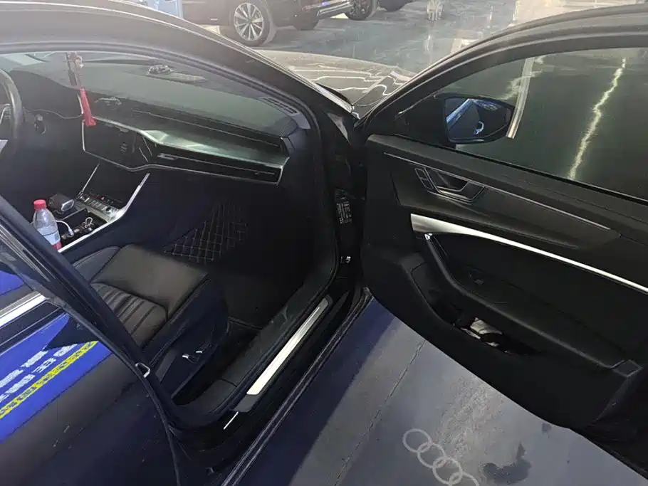 Audi A6L — миниатюра 8