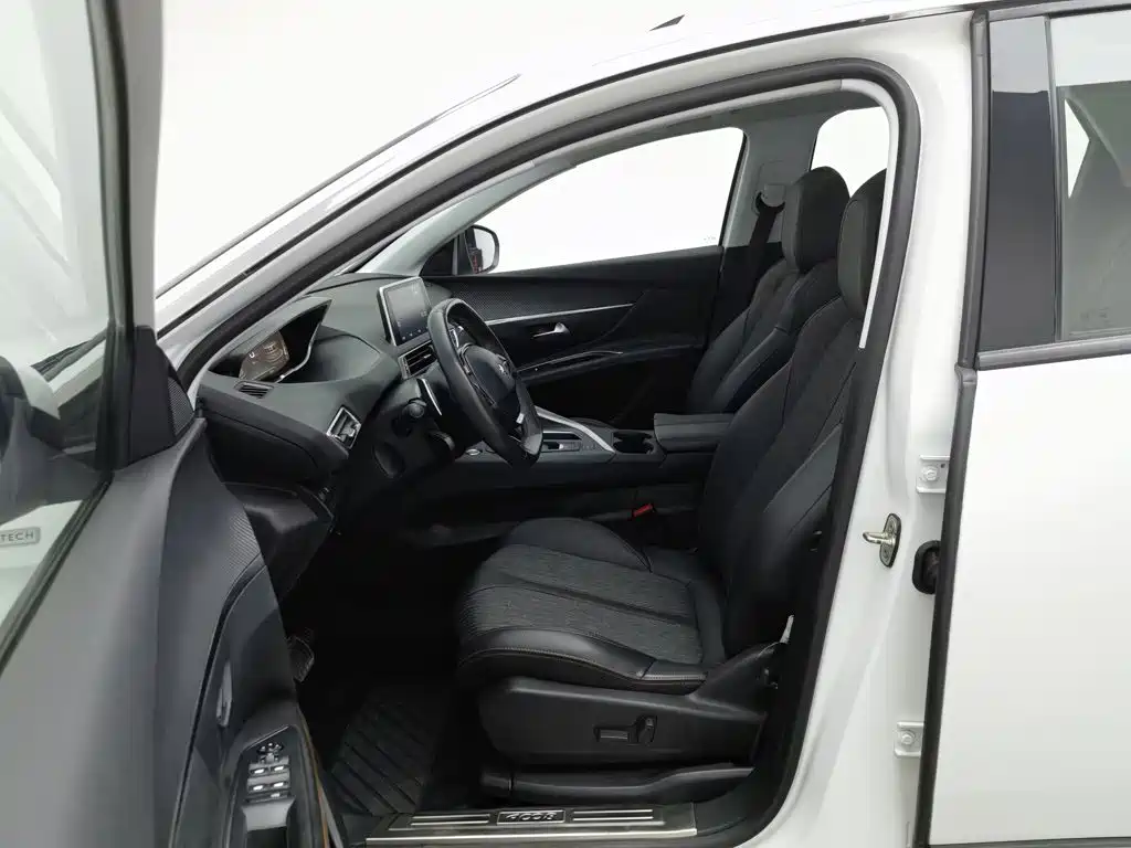 Peugeot 4008 — миниатюра 10