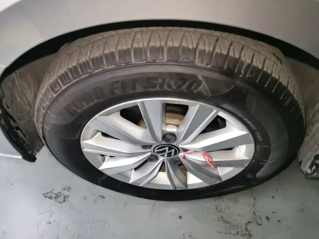 Volkswagen Lavida — миниатюра 23