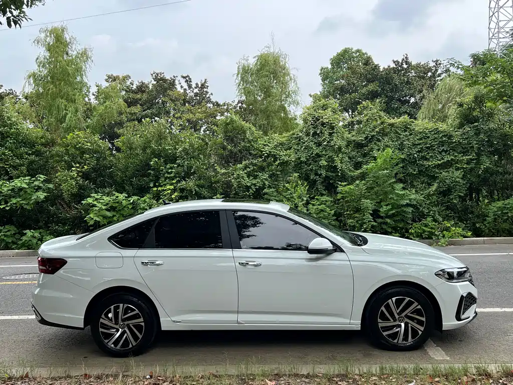Volkswagen Lavida — миниатюра 16