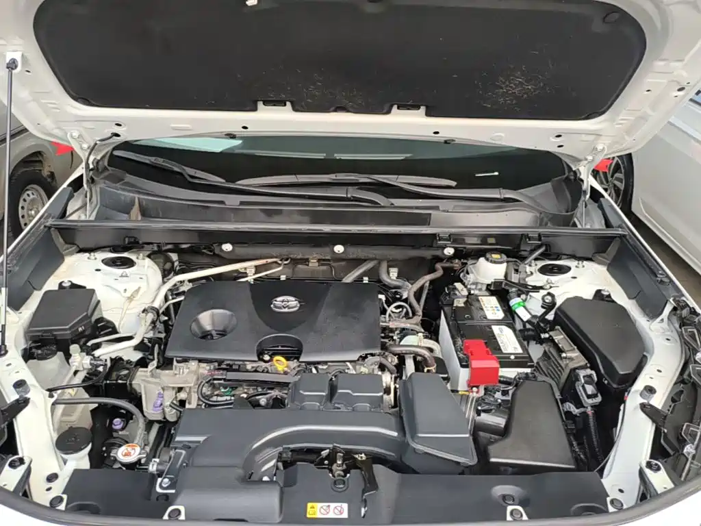 Toyota RAV4 — миниатюра 20