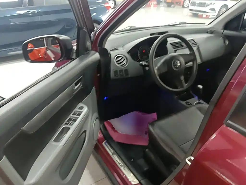 Suzuki Swift — миниатюра 16