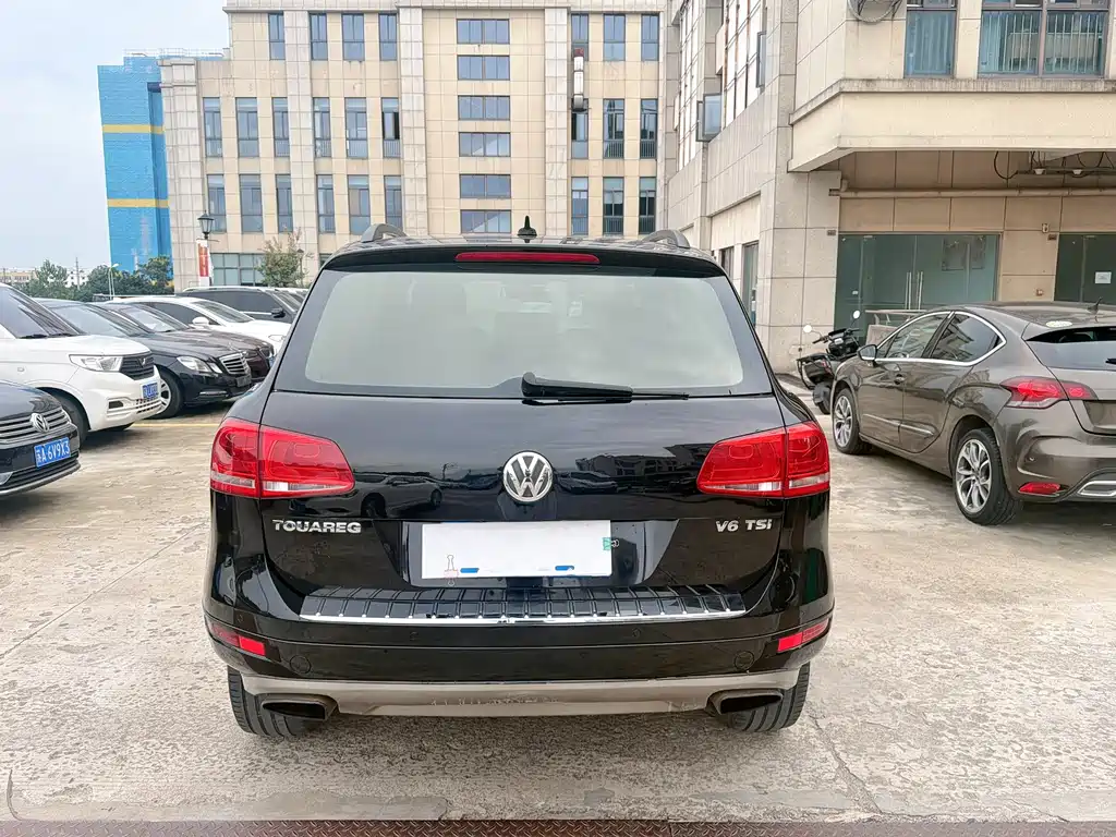 Volkswagen Touareg — миниатюра 6
