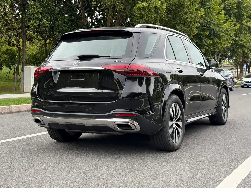 Mercedes-Benz GLE (Import) — миниатюра 14