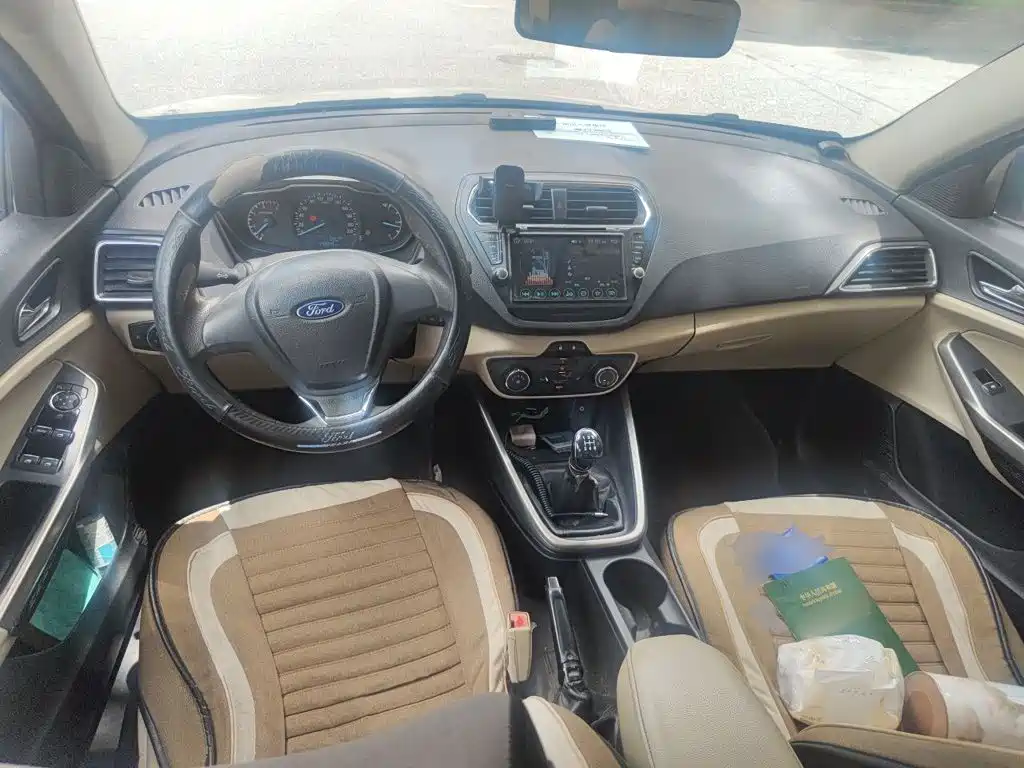 Ford Escort — миниатюра 5