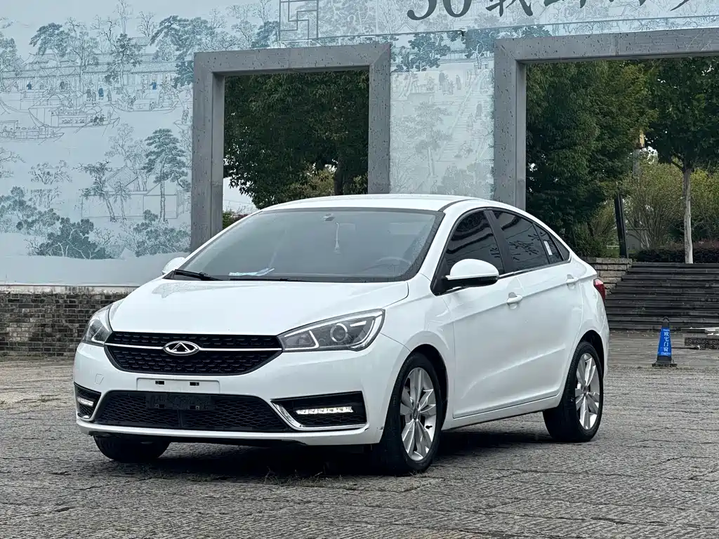Chery Arrizo 5