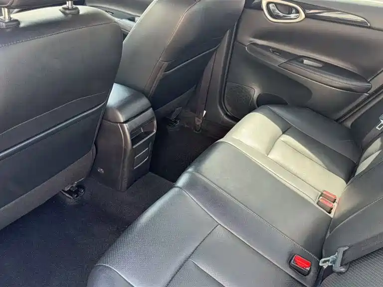 Nissan Sylphy 2016 1.6XL CVT Luxury