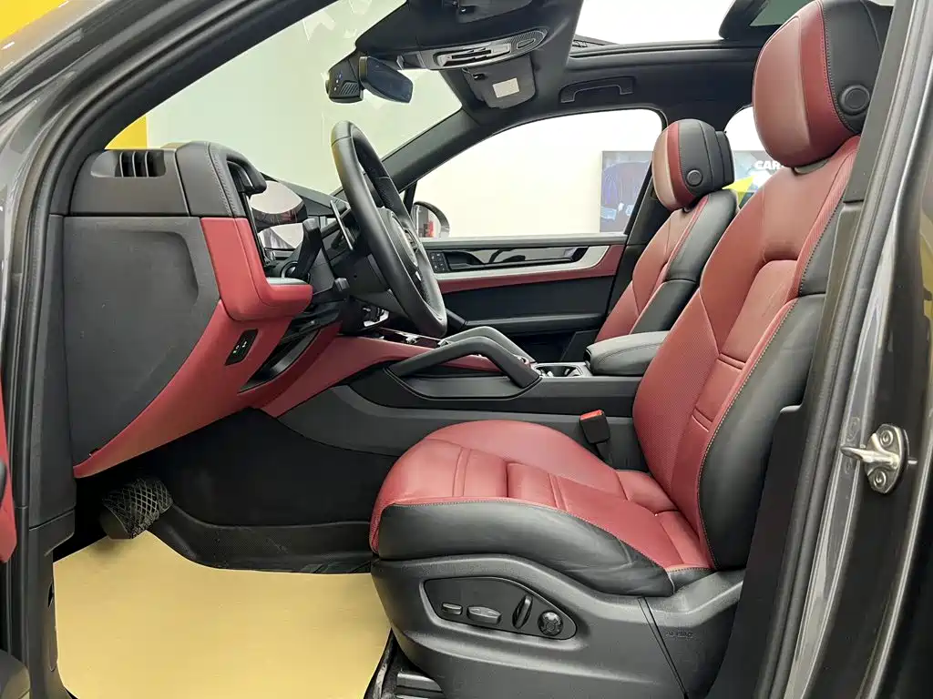 Porsche Cayenne — миниатюра 20