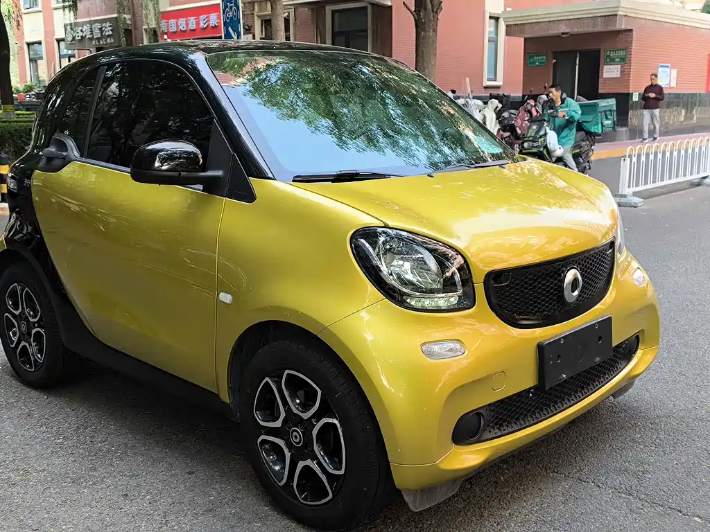 smart Smart Fortwo — миниатюра 2