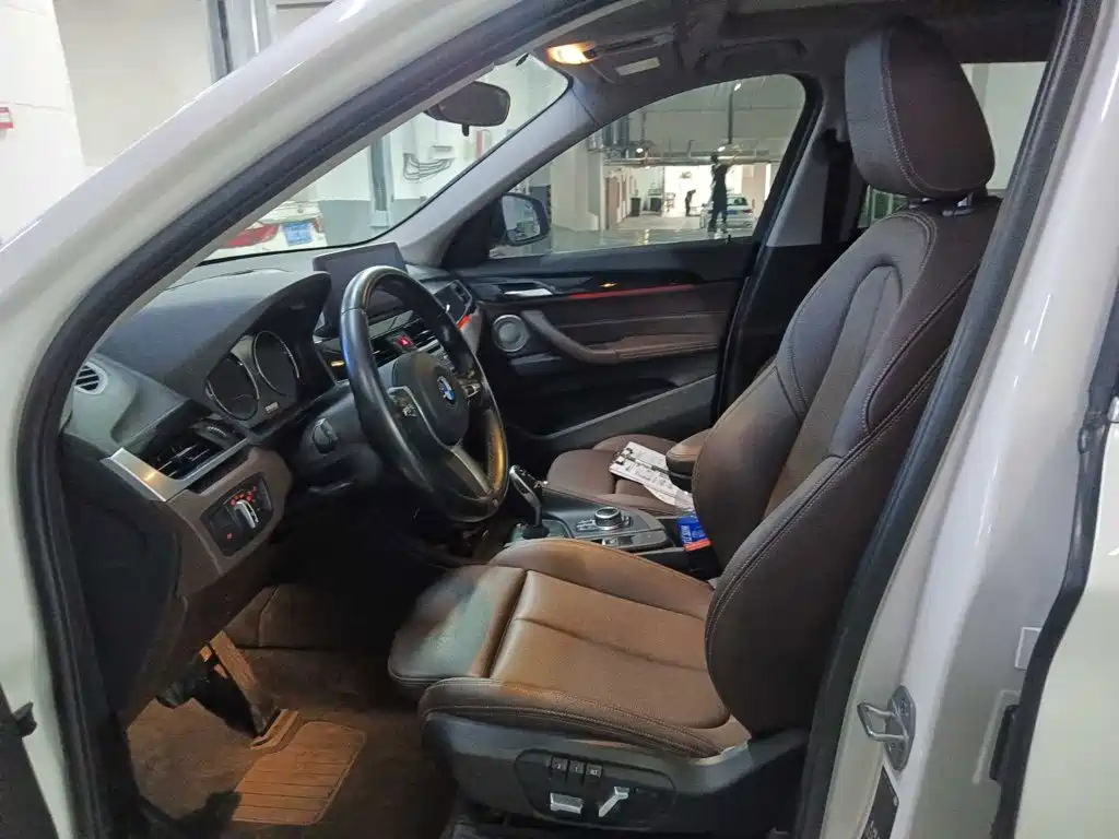 BMW X1 — миниатюра 8