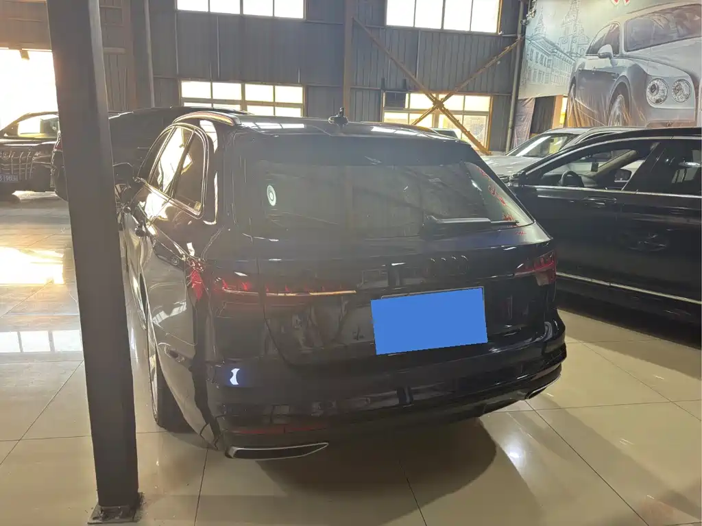 Audi A4 (Import) — миниатюра 7