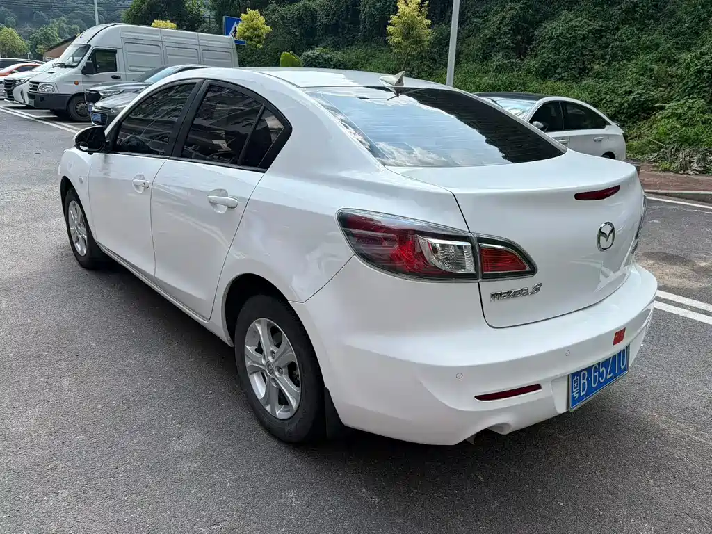 Mazda 3 Xingcheng — миниатюра 8