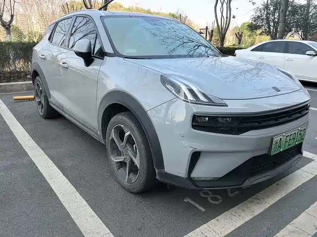 LYNK & CO. 06 EM P 2021