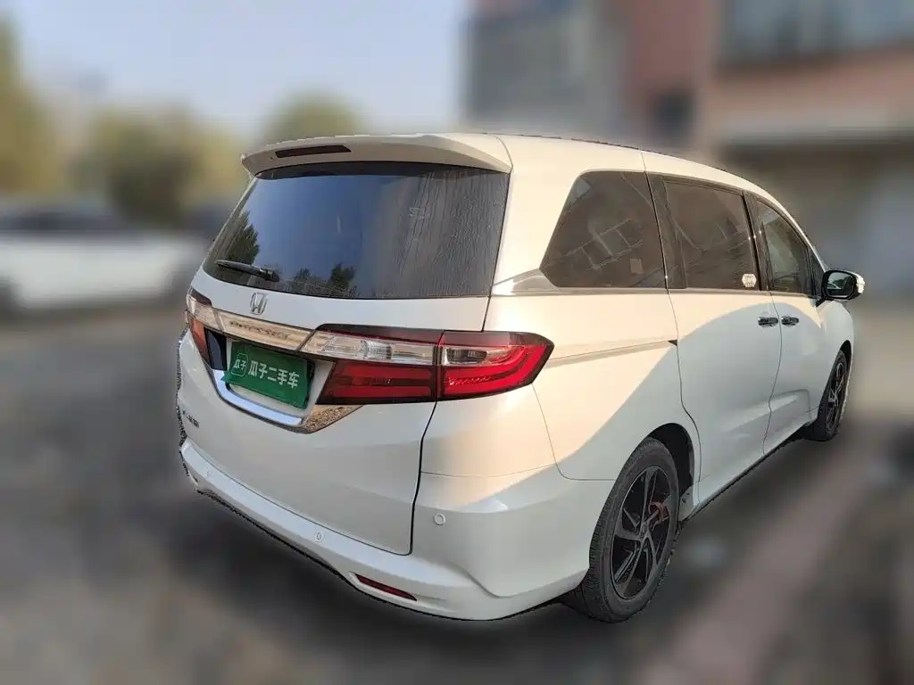 Honda Odyssey — миниатюра 4