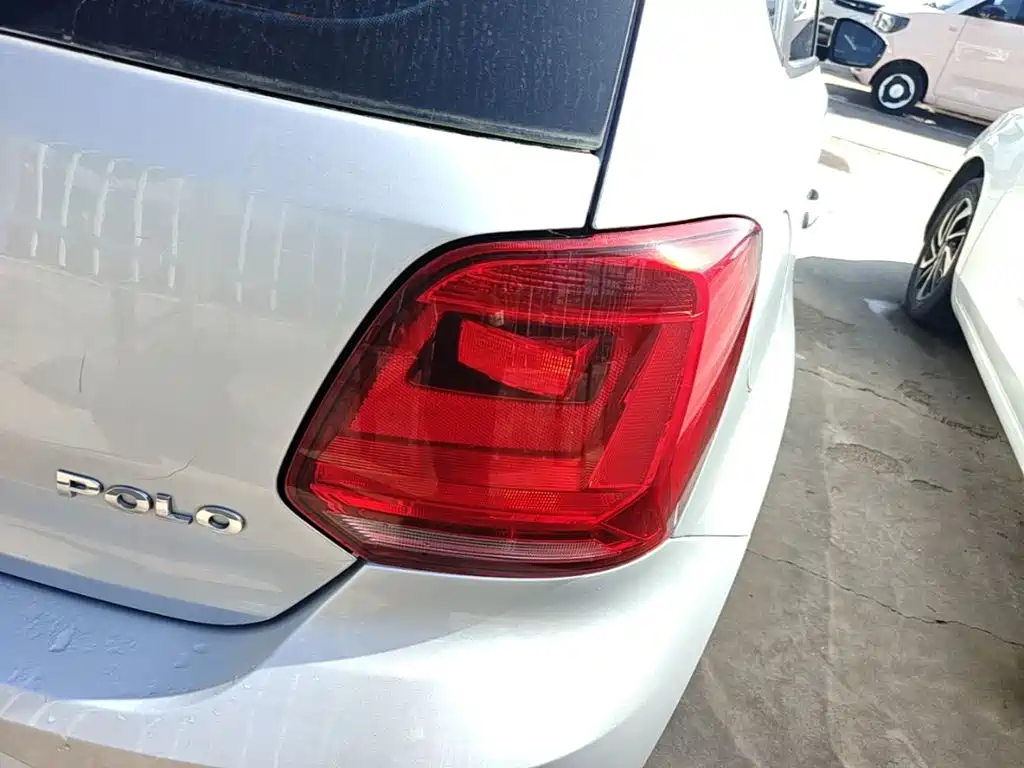 Volkswagen Polo — миниатюра 8