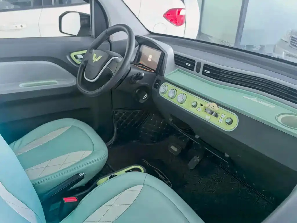 Wuling MINIEV — миниатюра 7