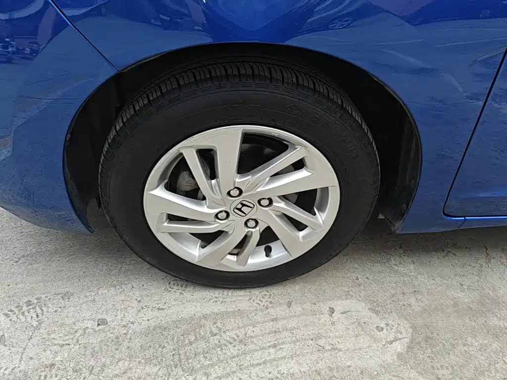 Honda Fit — миниатюра 23