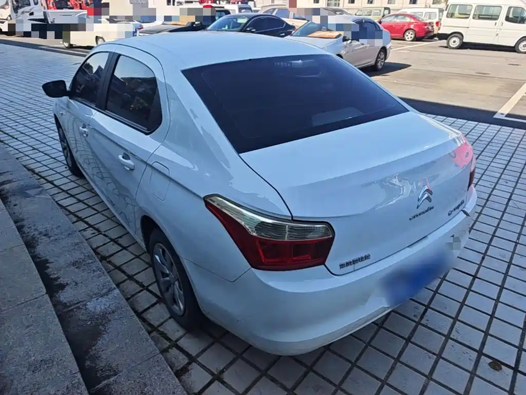 Citroen Elysee — миниатюра 5