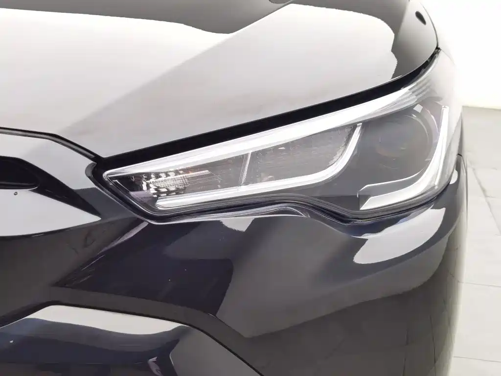 Toyota Frontlander — миниатюра 7