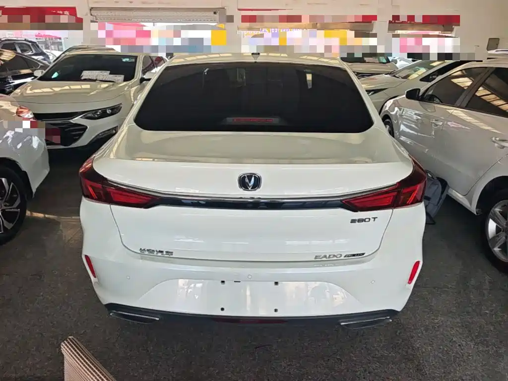 Changan Eado — миниатюра 6