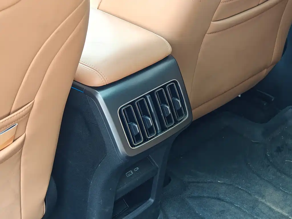 BYD L DM-i — миниатюра 19