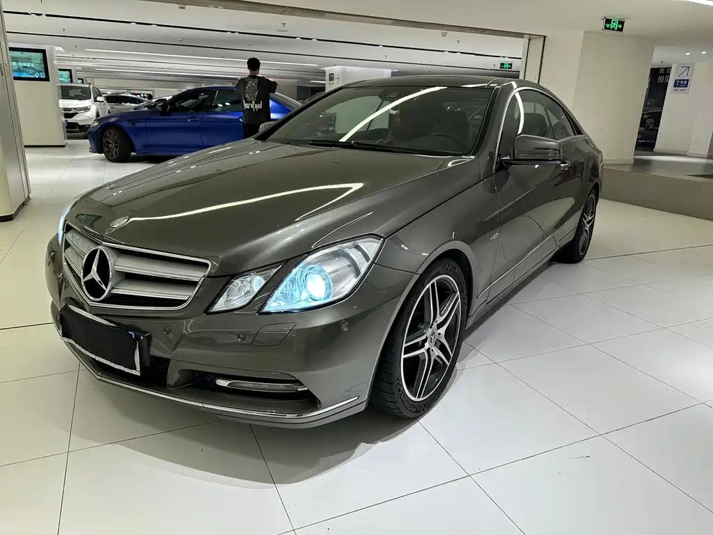 Mercedes-Benz E-Class( Import ) 2011 E 260 CGI Coupe