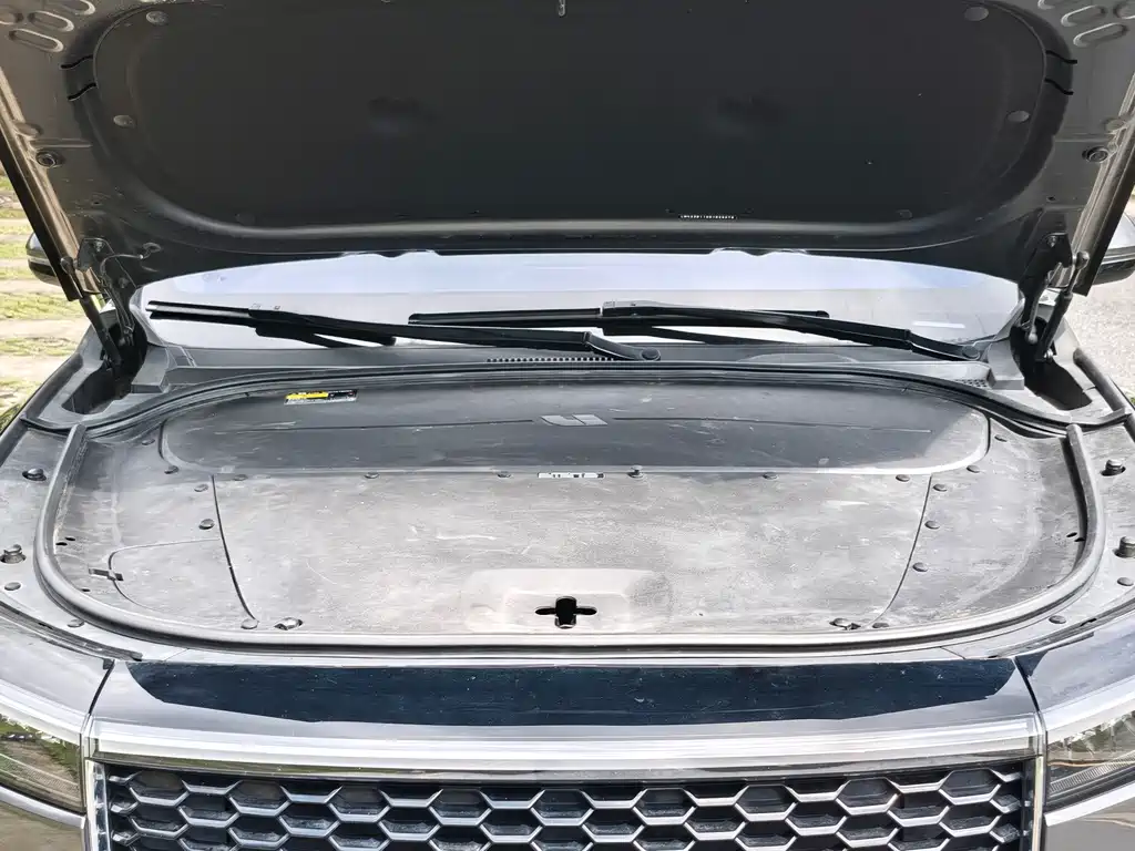 Li Auto Li ONE — миниатюра 12