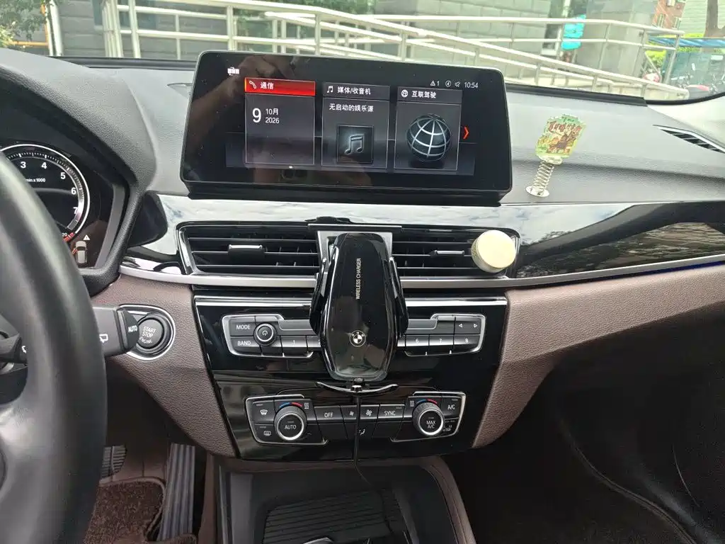 BMW X1 — миниатюра 14