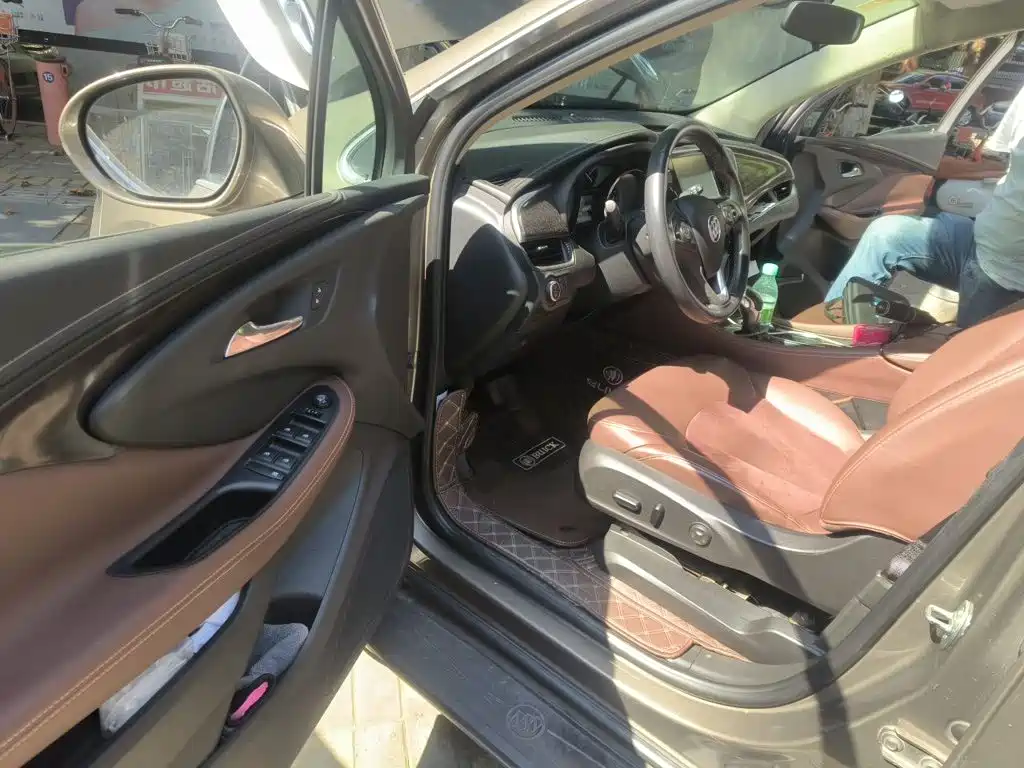 Buick Envision Plus — миниатюра 12