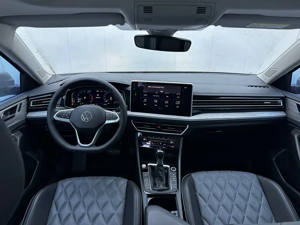 Volkswagen Sagitar — миниатюра 4
