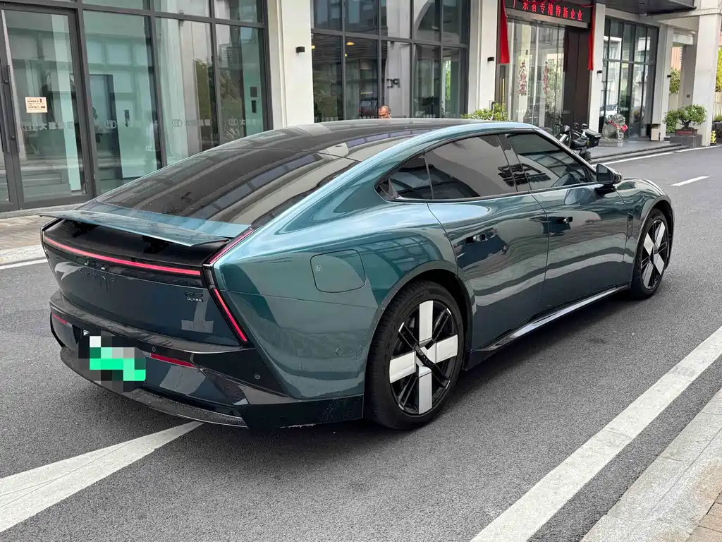 XPeng P7 — миниатюра 3