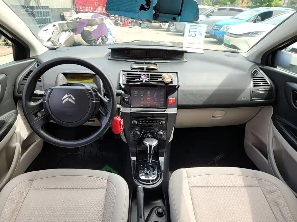 Citroen C-Quatre — миниатюра 10