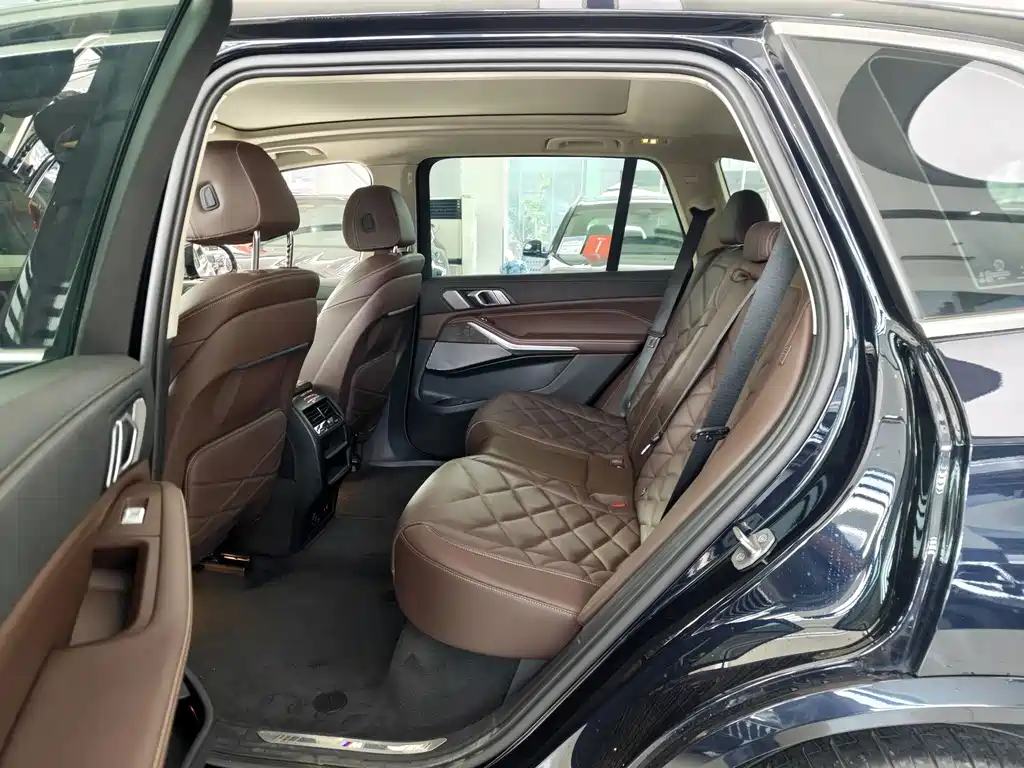 BMW X5 — миниатюра 10