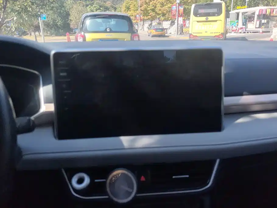 Volkswagen Tharu — миниатюра 13