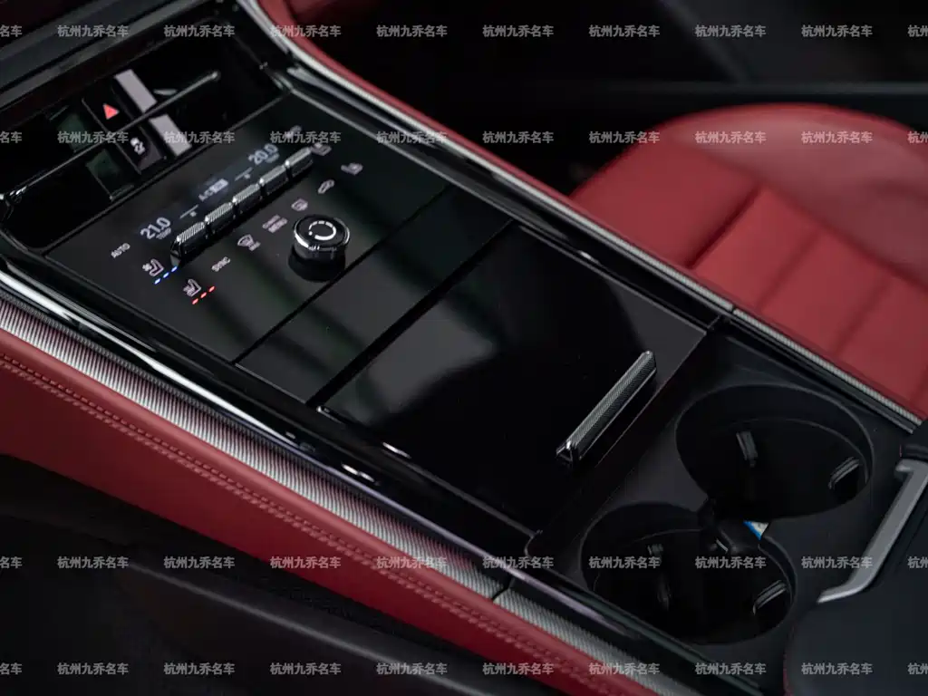 Porsche Panamera — миниатюра 19